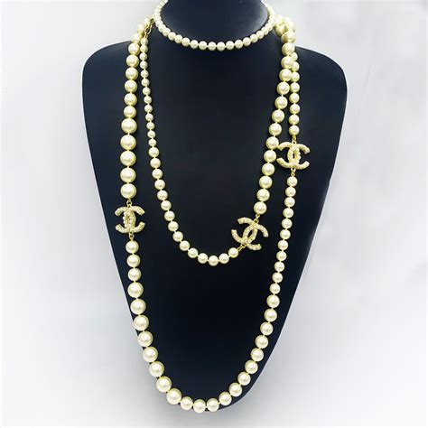 chanel chain pearl necklace|chanel pearl necklace price.